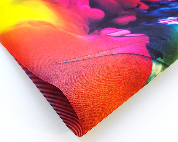 Satin mit Brandschutzzertifizierung (B1) Satin mit Brandschutzzertifizierung (B1)
