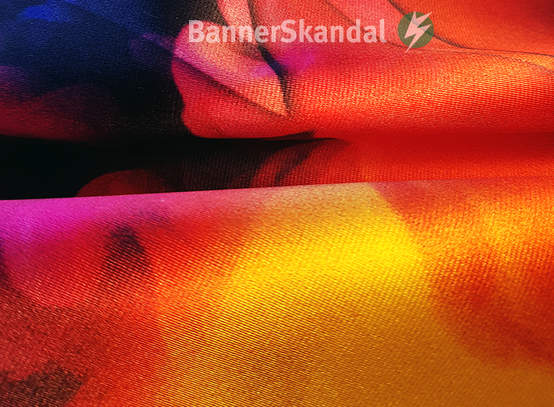 Satin mit Brandschutzzertifizierung (B1) Satin mit Brandschutzzertifizierung (B1)
